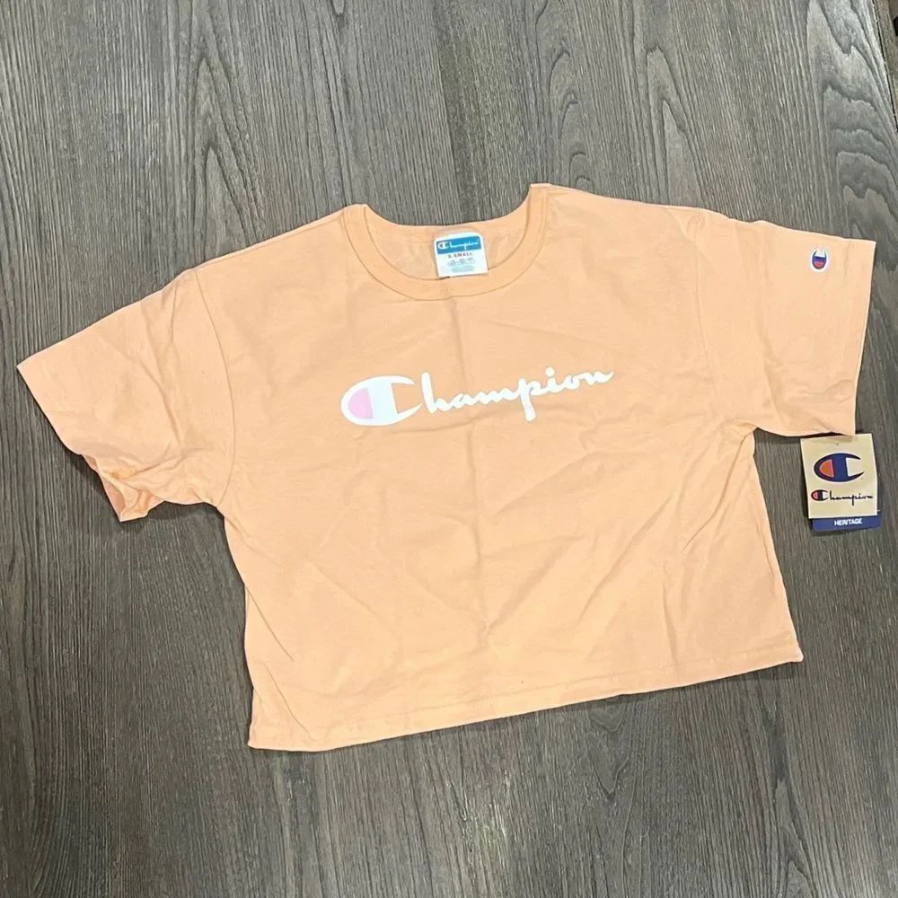 NWT Champion Peach Graphic Crop Top - Size XS